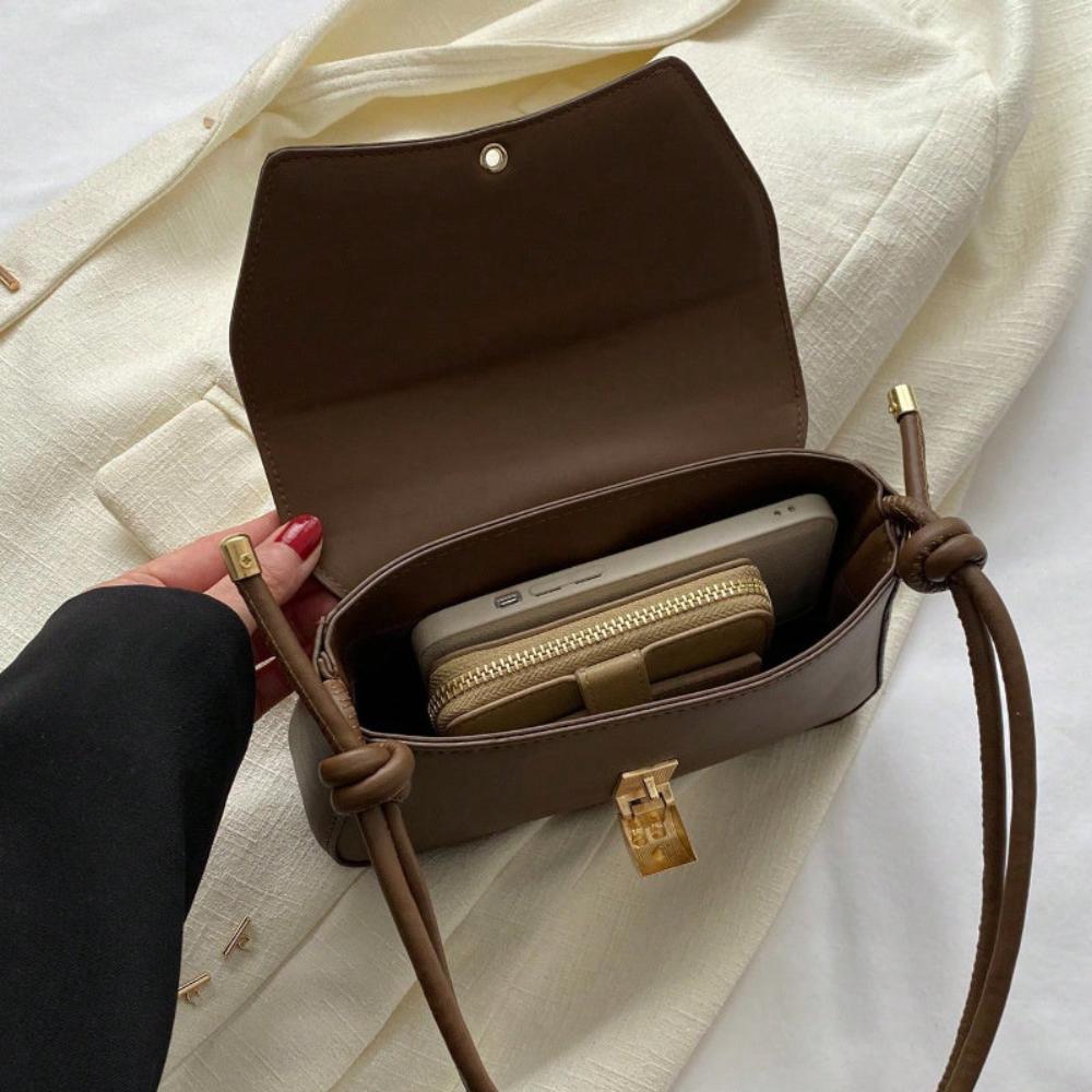 SVEA | Shoulder Bag with Vintage Charm