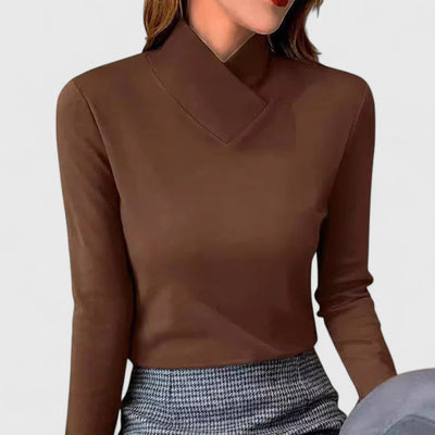 Clara | Elegant Turtleneck
